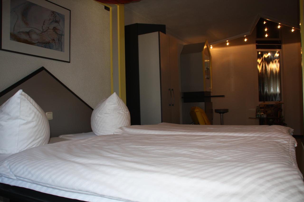 City-Hotel Πλάουεν Εξωτερικό φωτογραφία